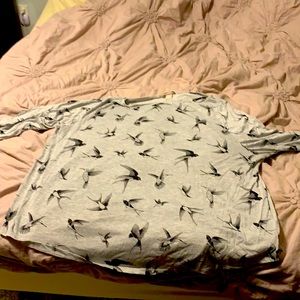 Gray H&M 3x shirt with Black birds